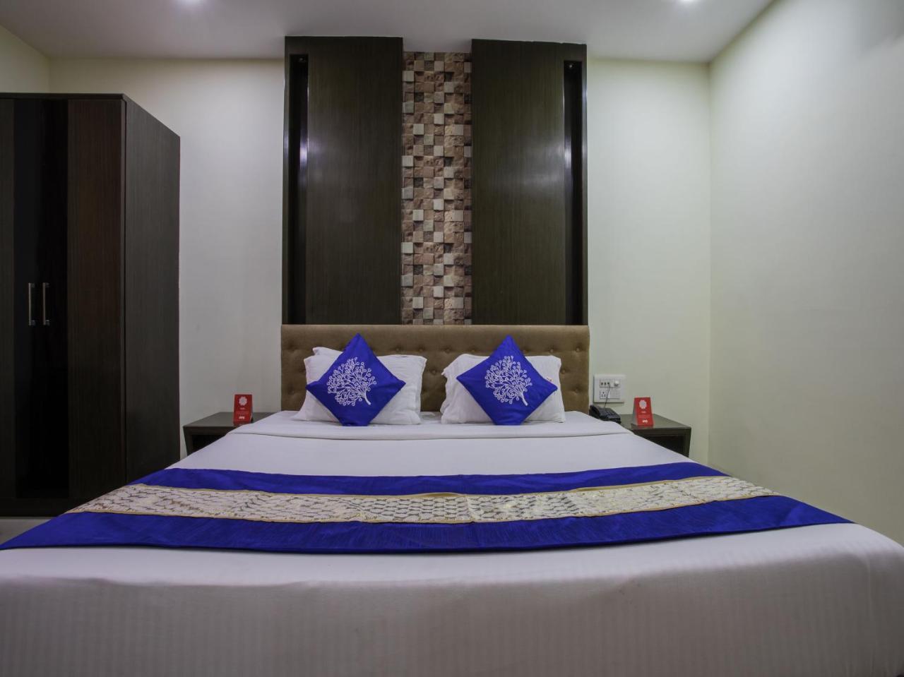Capital O 1546 The Sensation Hotel Indore Dış mekan fotoğraf