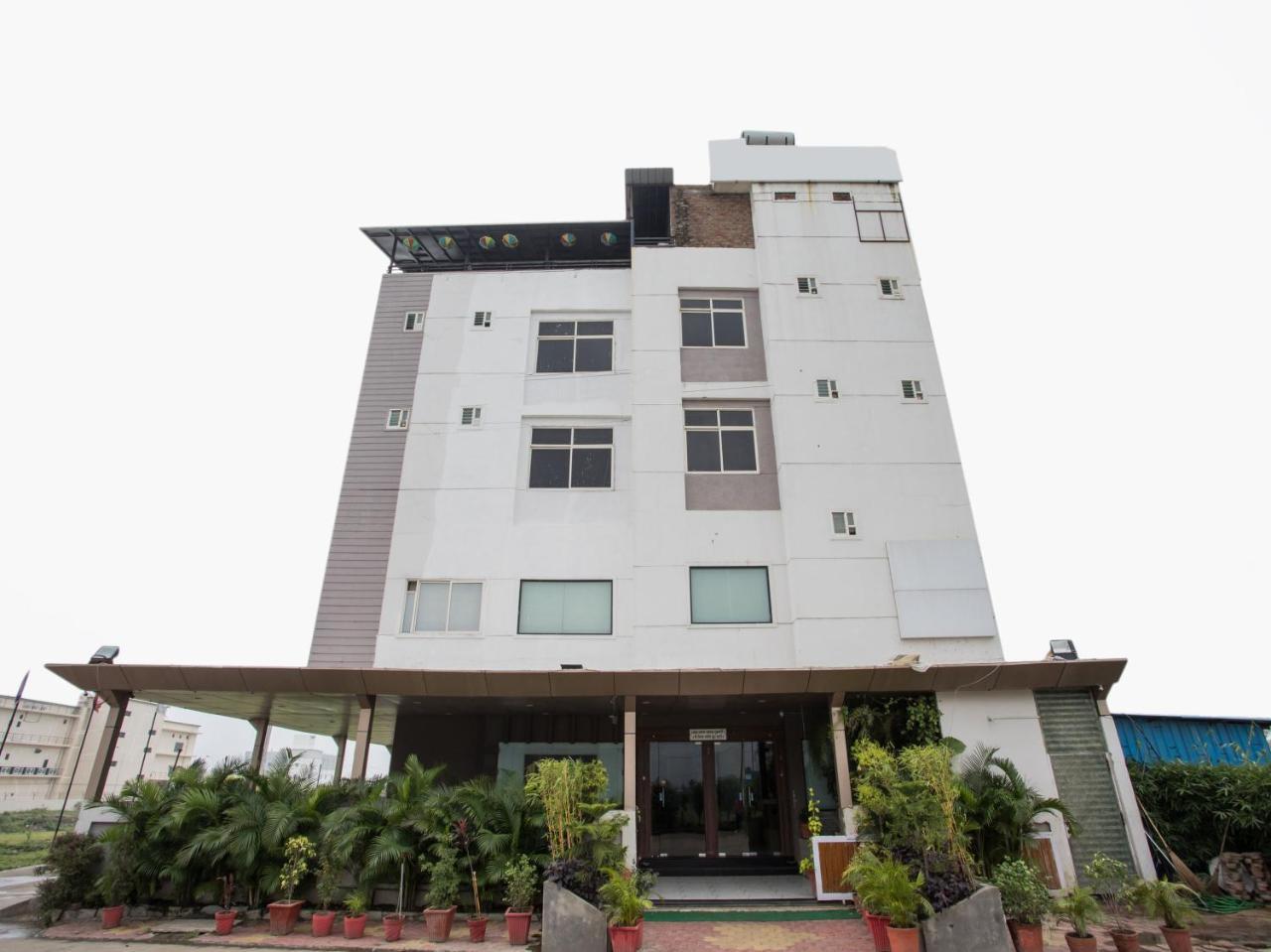 Capital O 1546 The Sensation Hotel Indore Dış mekan fotoğraf