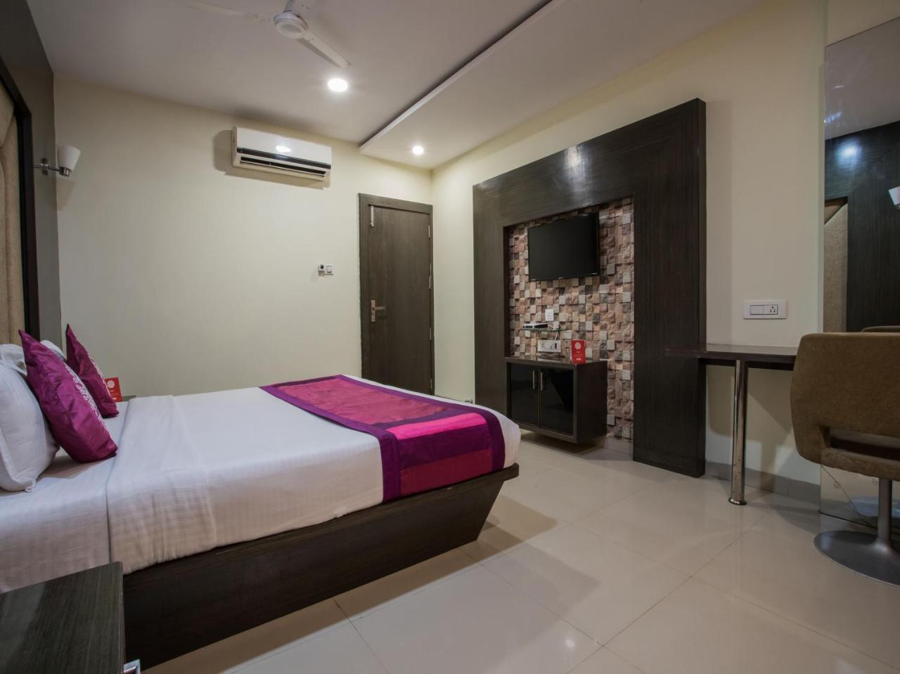 Capital O 1546 The Sensation Hotel Indore Dış mekan fotoğraf